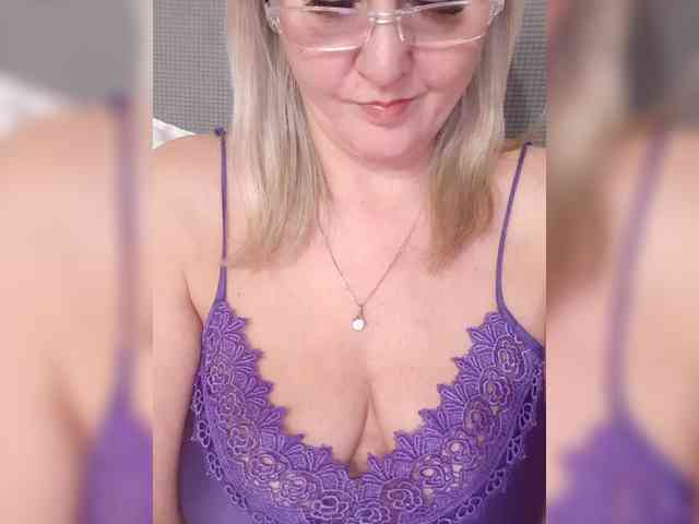 SexiestJess45 webcam