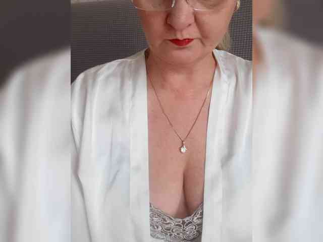 SexiestJess45 webcam