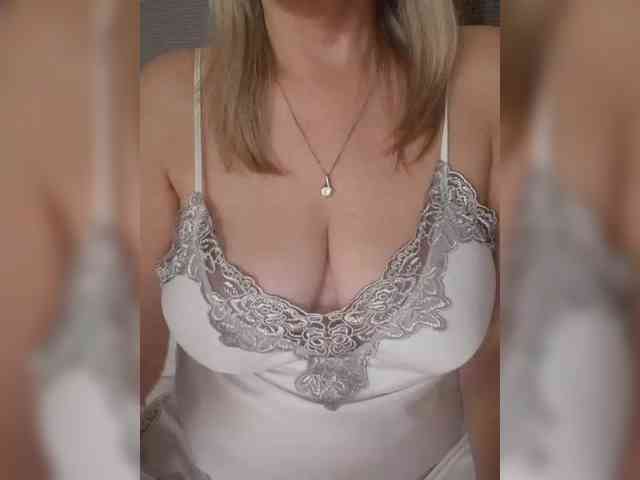 SexiestJess45