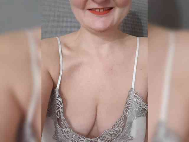 SexiestJess45 webcam