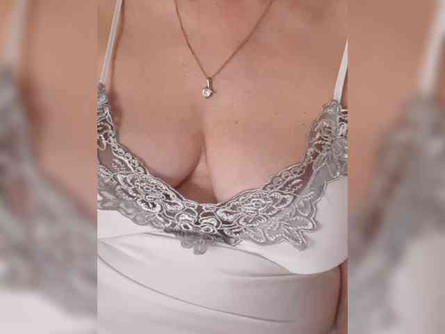 SexiestJess45 SexiestJess45