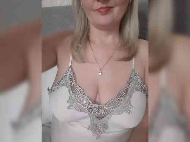 SexiestJess45 Live Webcam on BongaCams