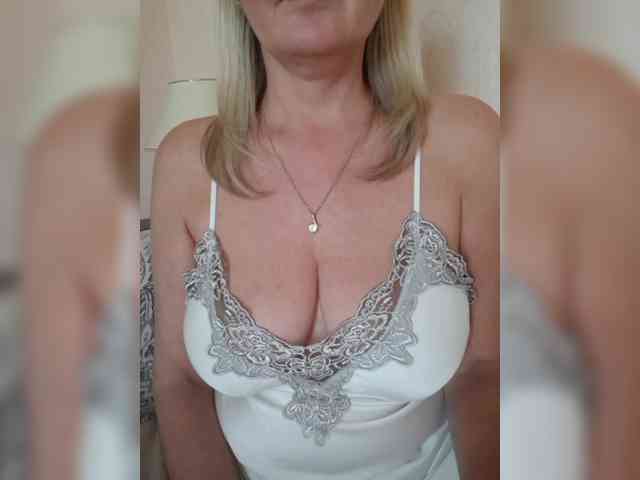 SexiestJess45 webcam