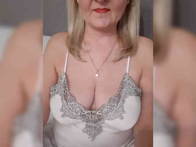 SexiestJess45 SexiestJess45