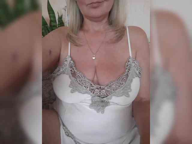 SexiestJess45