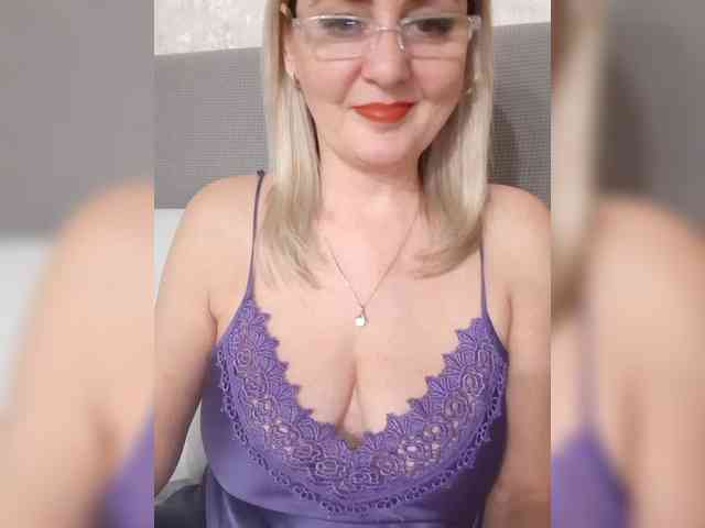 SexiestJess45 webcam