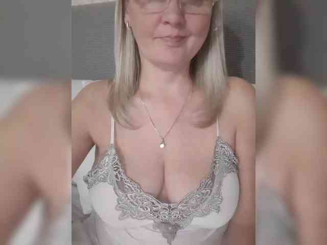 SexiestJess45 webcam