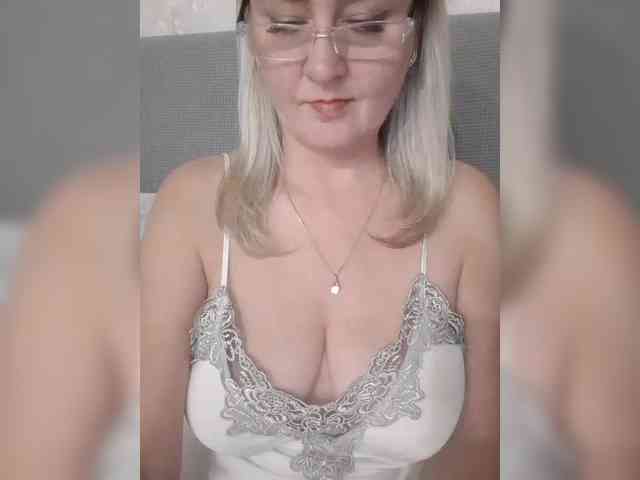 SexiestJess45 webcam