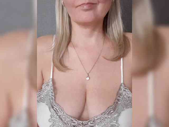 SexiestJess45 webcam