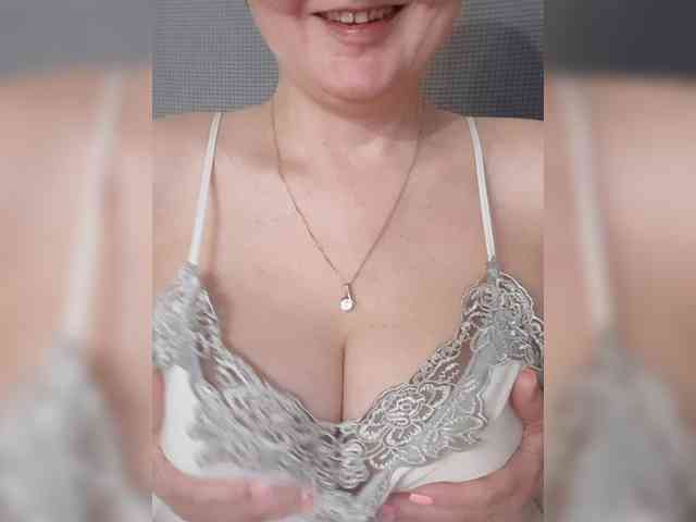 SexiestJess45 webcam