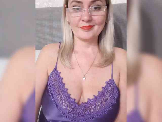 SexiestJess45 webcam