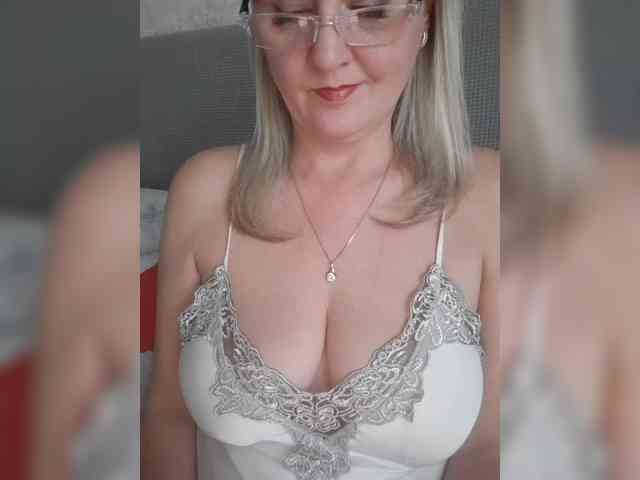 SexiestJess45 webcam