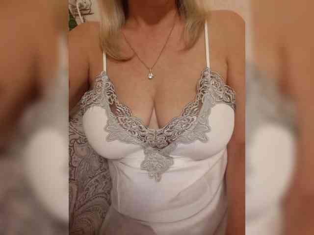 SexiestJess45 webcam