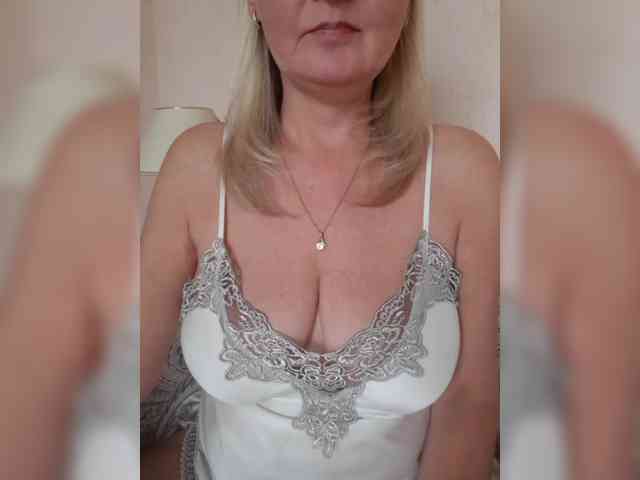 SexiestJess45 webcam