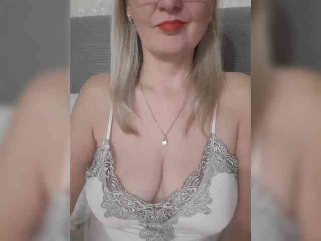 SexiestJess45 webcam