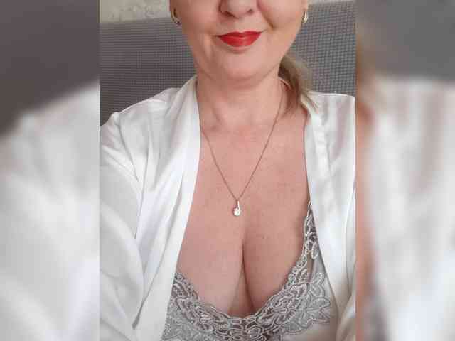 SexiestJess45 webcam