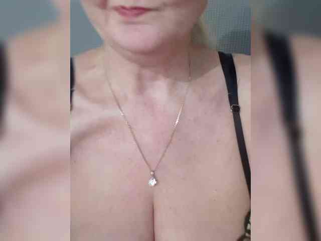 SexiestJess45 webcam