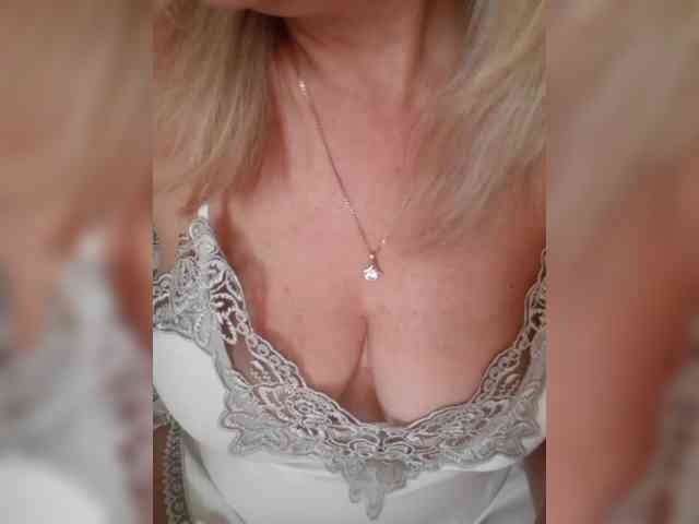 SexiestJess45 webcam