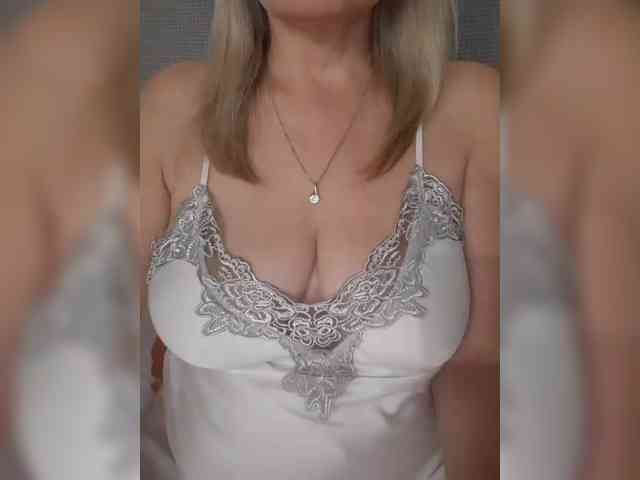 SexiestJess45 webcam