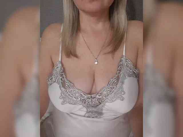 SexiestJess45 webcam