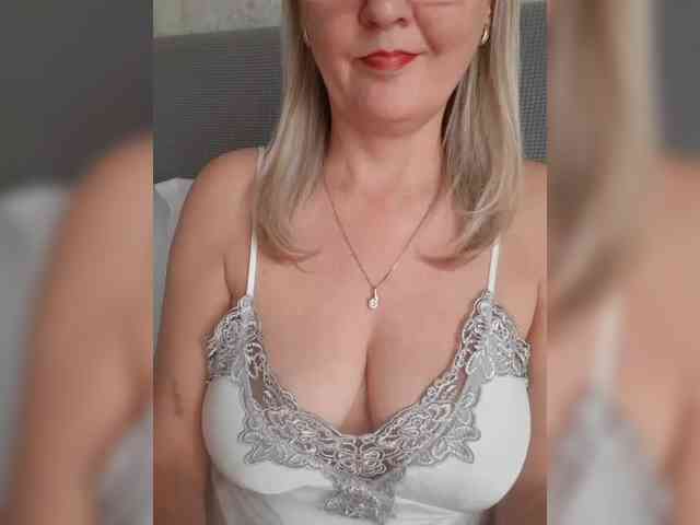 SexiestJess45 webcam