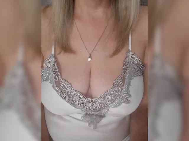 SexiestJess45 webcam