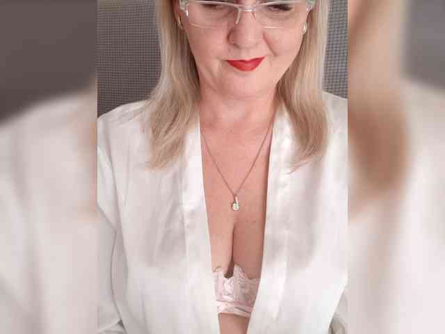 SexiestJess45 SexiestJess45