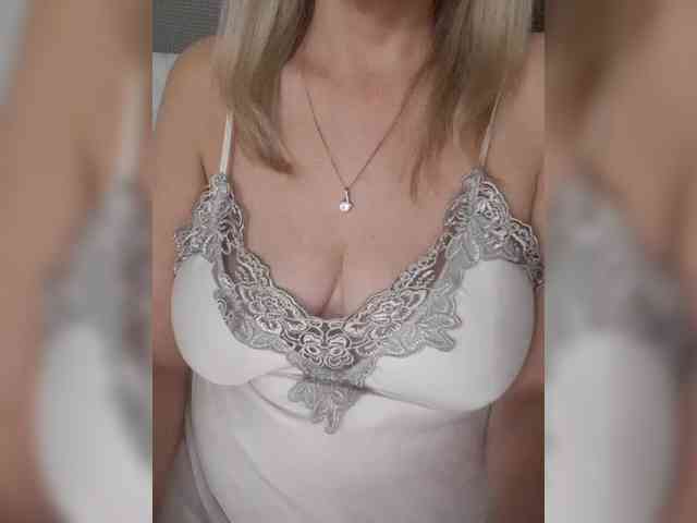 SexiestJess45 webcam