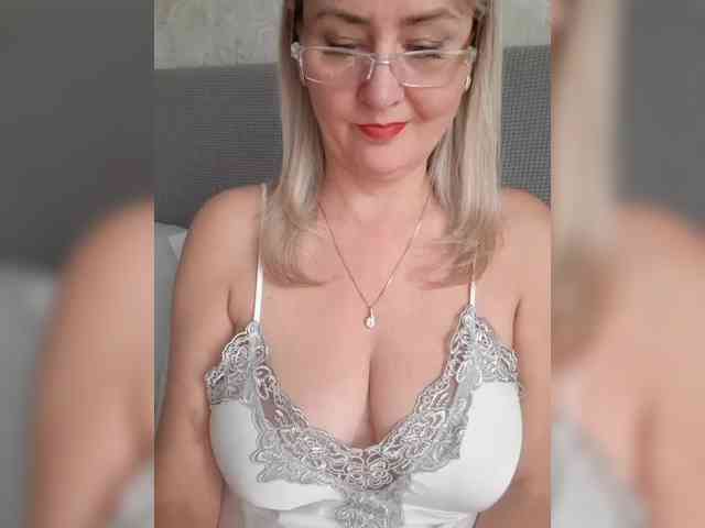 SexiestJess45 webcam