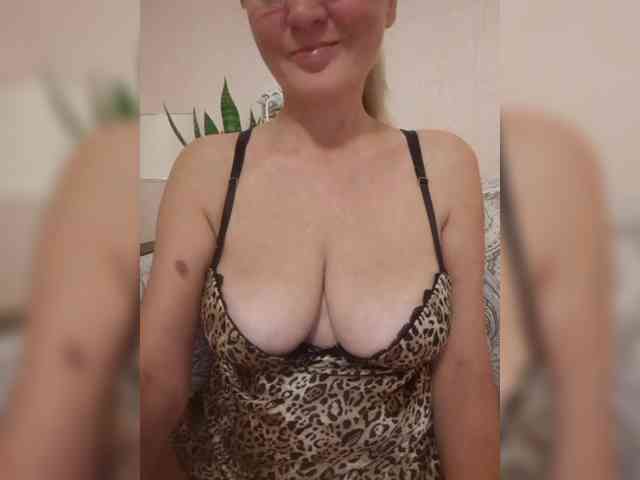 SexiestJess45 webcam