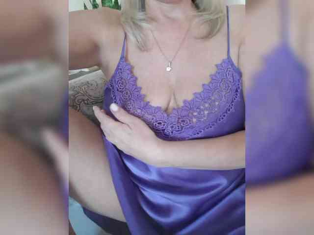 SexiestJess45 webcam