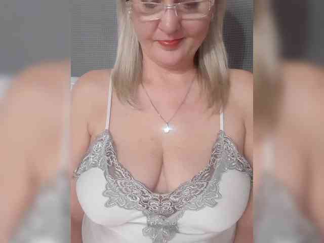 SexiestJess45 webcam