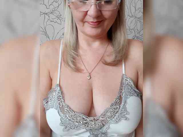 SexiestJess45 webcam