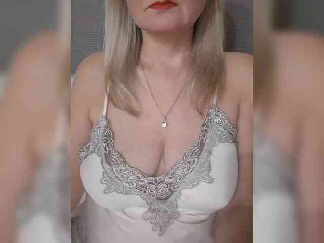 SexiestJess45 webcam