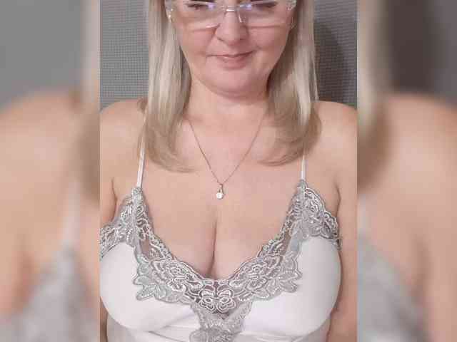 SexiestJess45 webcam