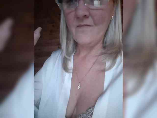 SexiestJess45 webcam