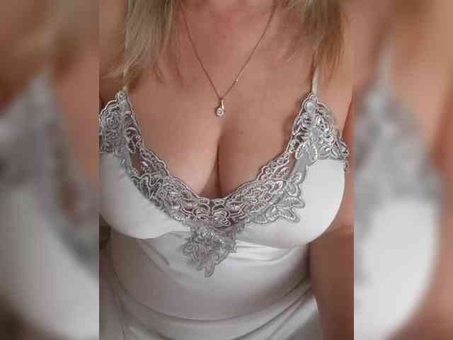 SexiestJess45 webcam