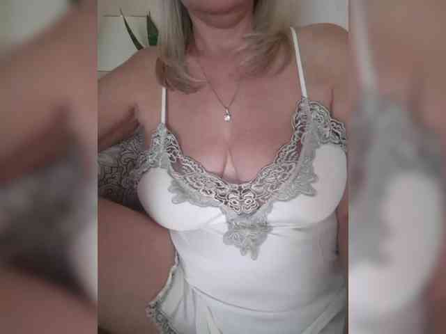 SexiestJess45 webcam