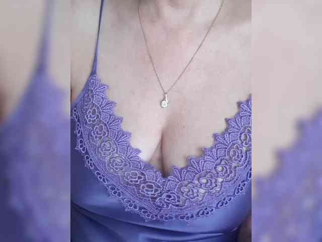 SexiestJess45 webcam