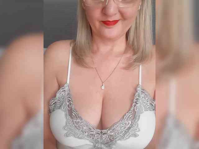 SexiestJess45 SexiestJess45