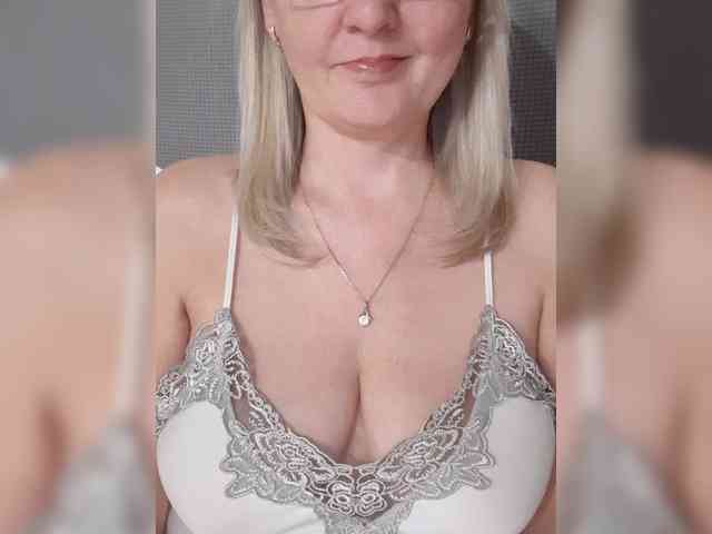 SexiestJess45 webcam