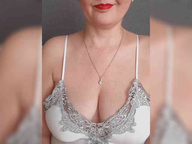 SexiestJess45 webcam