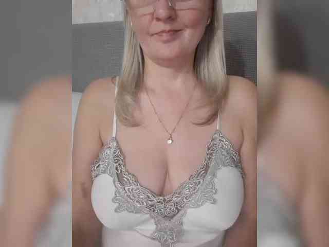 SexiestJess45 webcam