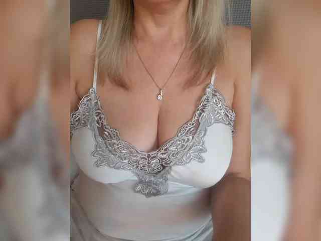 SexiestJess45 webcam