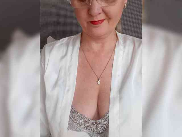 SexiestJess45 webcam