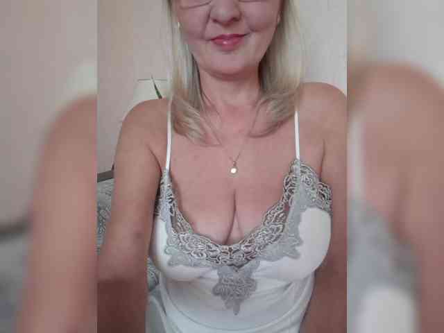 SexiestJess45