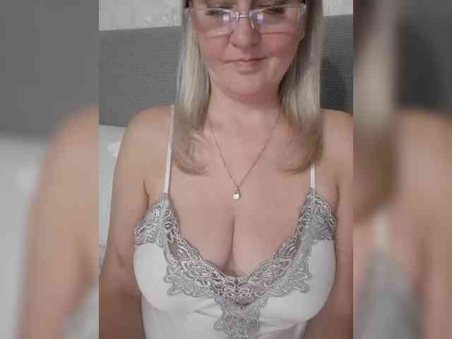 SexiestJess45 webcam