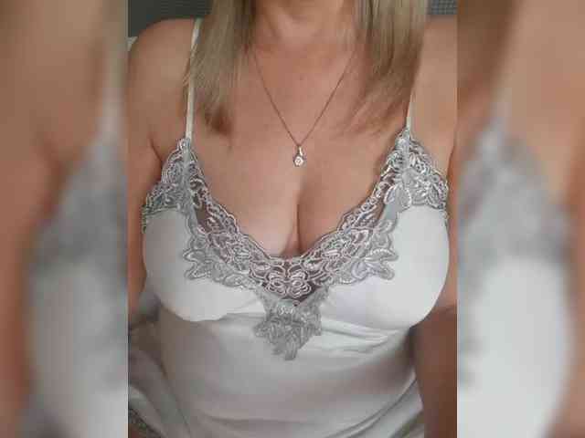 SexiestJess45 webcam