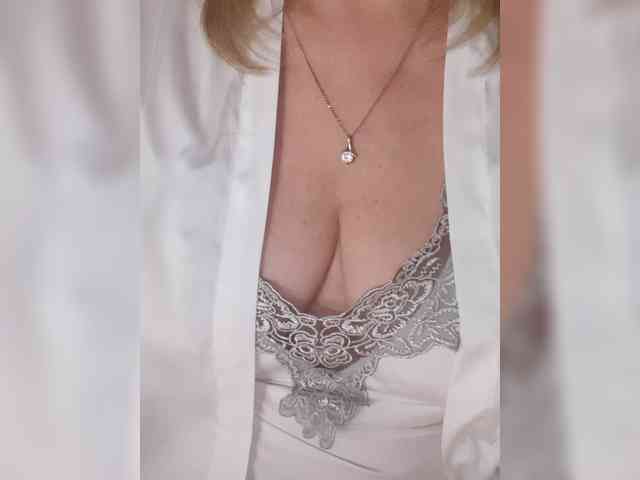 SexiestJess45 webcam