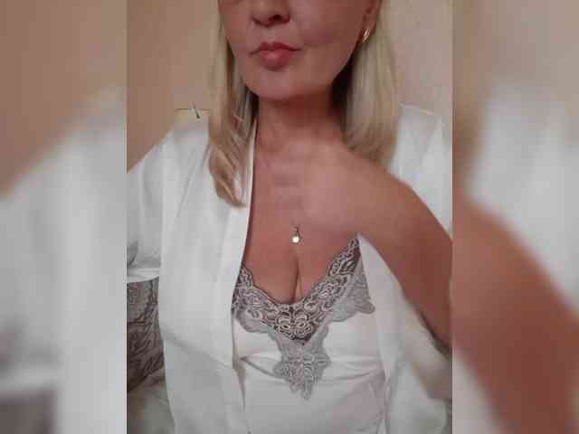 SexiestJess45 webcam